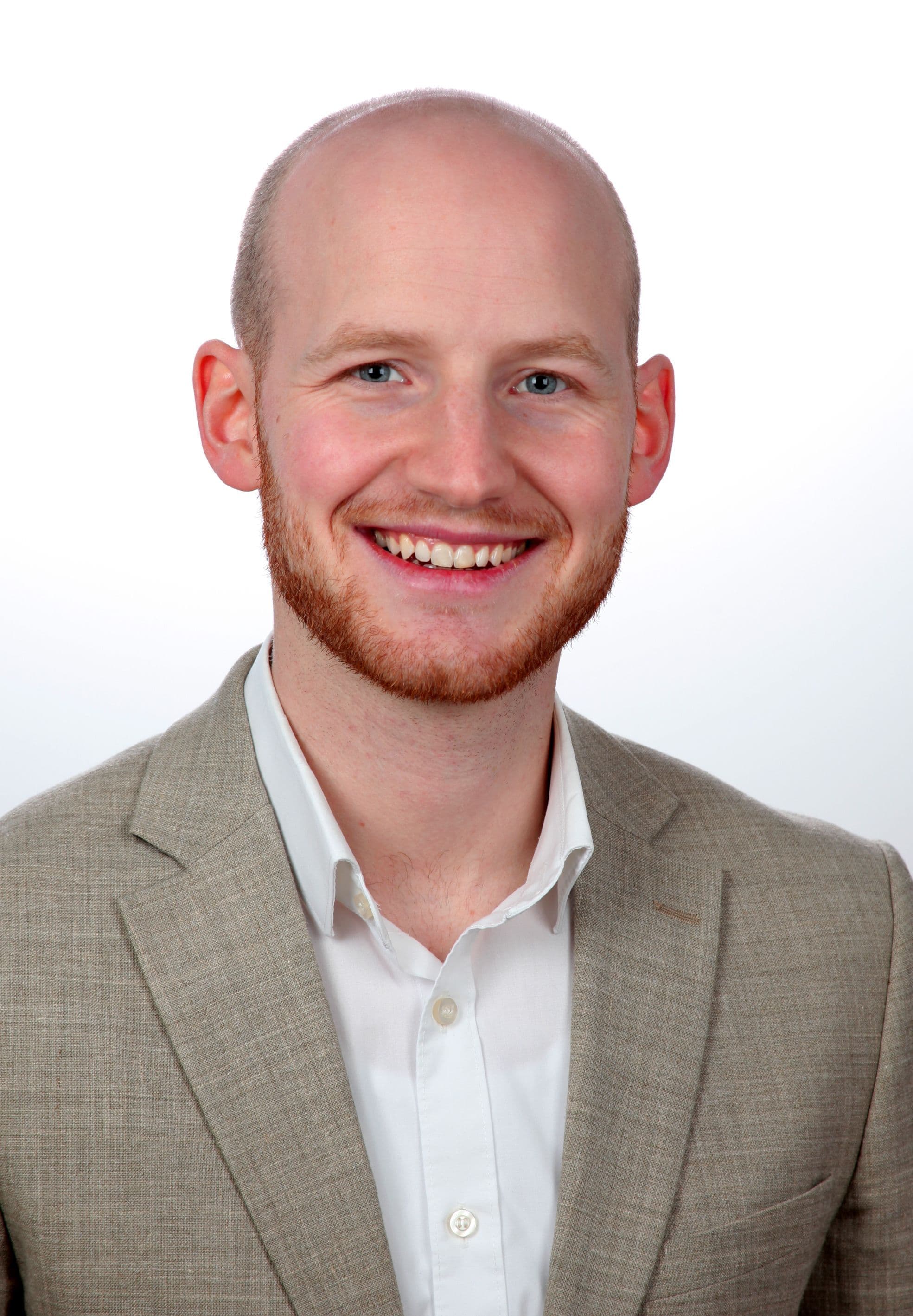 A picture of the author, Dennis Narz